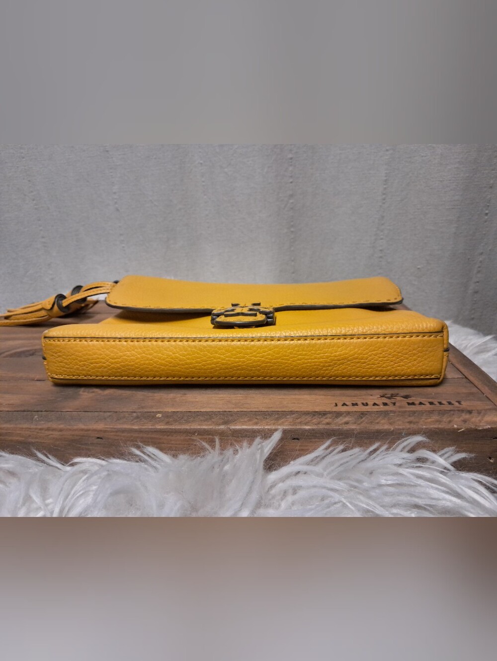 Tory Burch McGraw Yellow Pebbled Leather Crossbody Flap Bag Clutch - Picture 3 of 10